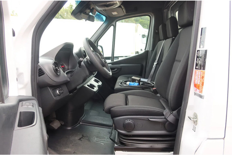 Mercedes-Benz Sprinter 317 Carrier Xarios 350 Koel/Vries/Verwarmen met Nachtaansluiting 220 Volt - Frigorífico furgoneta: foto 5 Mercedes-Benz Sprinter 317 Carrier Xarios 350 Koel/Vries/Verwarmen met Nachtaansluiting 220 Volt - Frigorífico furgoneta: foto 5