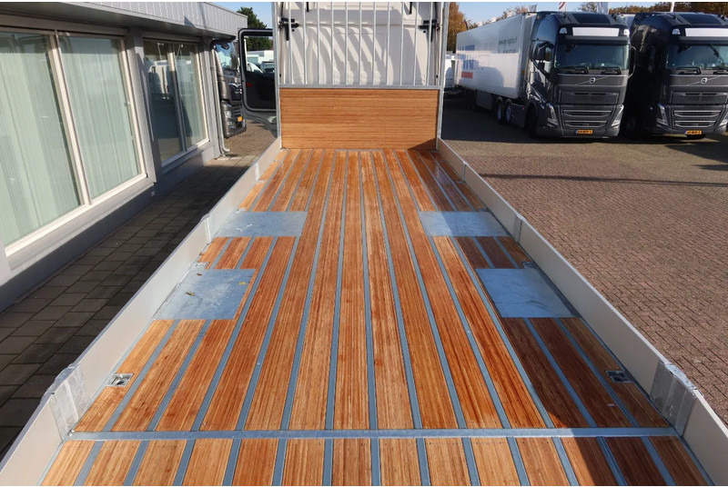 Scania R500 NGS Machine oprijwagen Stuur as. - Portavehículos camión: foto 4 Scania R500 NGS Machine oprijwagen Stuur as. - Portavehículos camión: foto 4