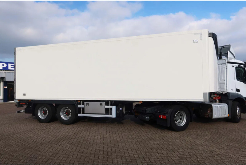 Sor IBERICA City trailer Koel/Vries+ klep 2500kg Bi-temp Carrier Vektor 19 MT - Frigorífico semirremolque: foto 3 Sor IBERICA City trailer Koel/Vries+ klep 2500kg Bi-temp Carrier Vektor 19 MT - Frigorífico semirremolque: foto 3
