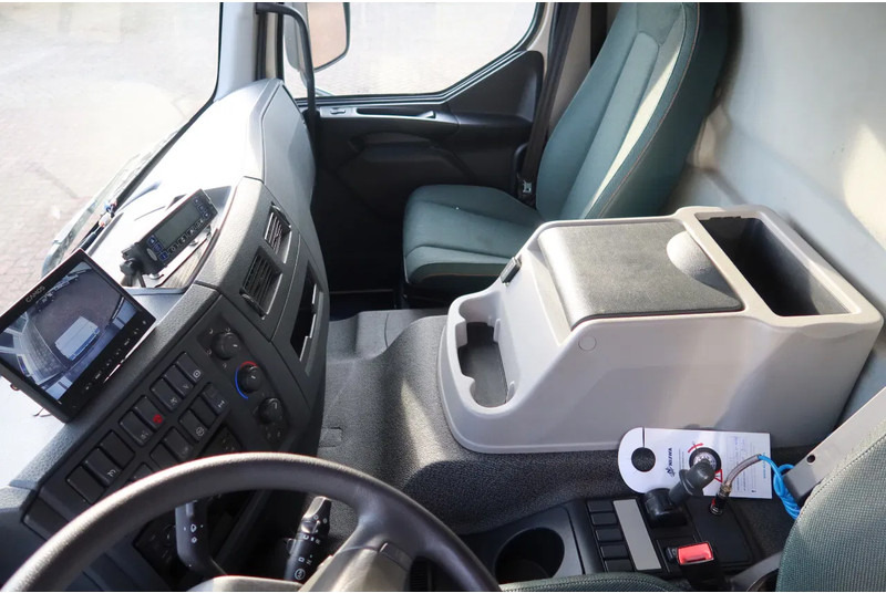 Volvo FE 280 4x2 Carrier Supra 1250 Koel/ Vries+ BAR klep 2000 kg. 2 Stuks in voorraad - Frigorífico camión: foto 5 Volvo FE 280 4x2 Carrier Supra 1250 Koel/ Vries+ BAR klep 2000 kg. 2 Stuks in voorraad - Frigorífico camión: foto 5