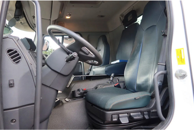 Volvo FE FE 320 6x2 Portaal VDL Systeem - Portacontenedor de cadenas camión: foto 5 Volvo FE FE 320 6x2 Portaal VDL Systeem - Portacontenedor de cadenas camión: foto 5