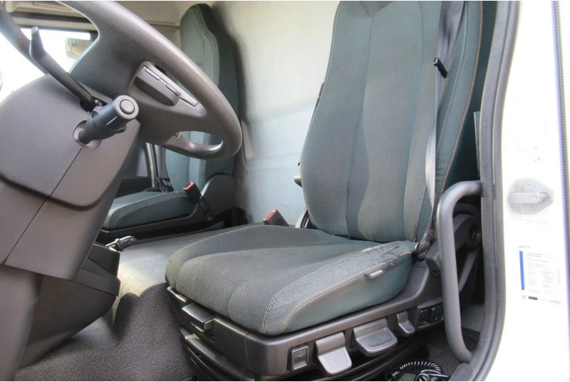 Volvo FL 240 Schuifzeil + Klep 1500 kg Euro 6 - Camión lona: foto 5 Volvo FL 240 Schuifzeil + Klep 1500 kg Euro 6 - Camión lona: foto 5