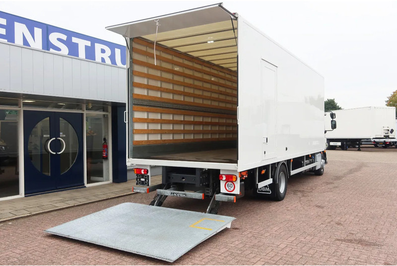 Volvo FL 250 Bakwagen + Dhollandia 1500 kg - Camión caja cerrada: foto 3 Volvo FL 250 Bakwagen + Dhollandia 1500 kg - Camión caja cerrada: foto 3