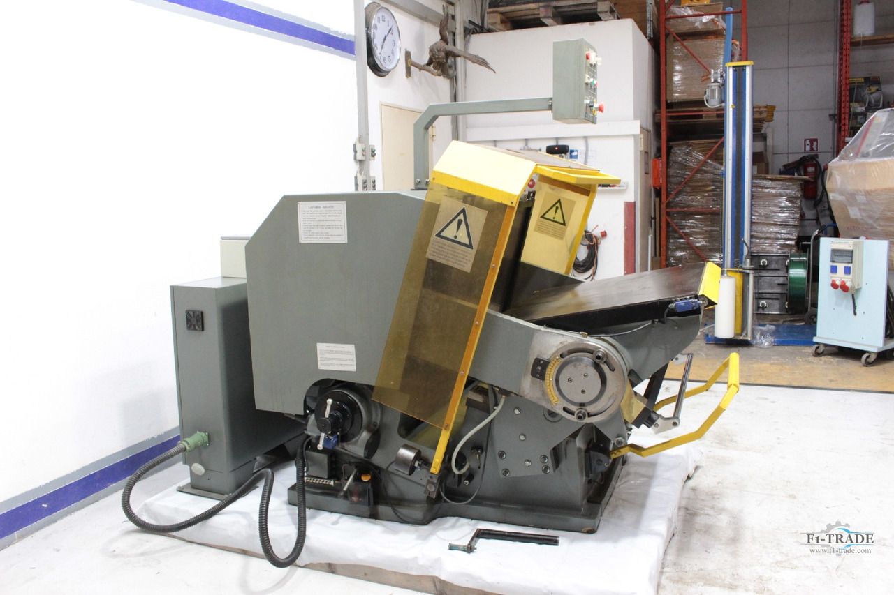 Eterna ML930GII - Máquina de corte de papel: foto 5 Eterna ML930GII - Máquina de corte de papel: foto 5