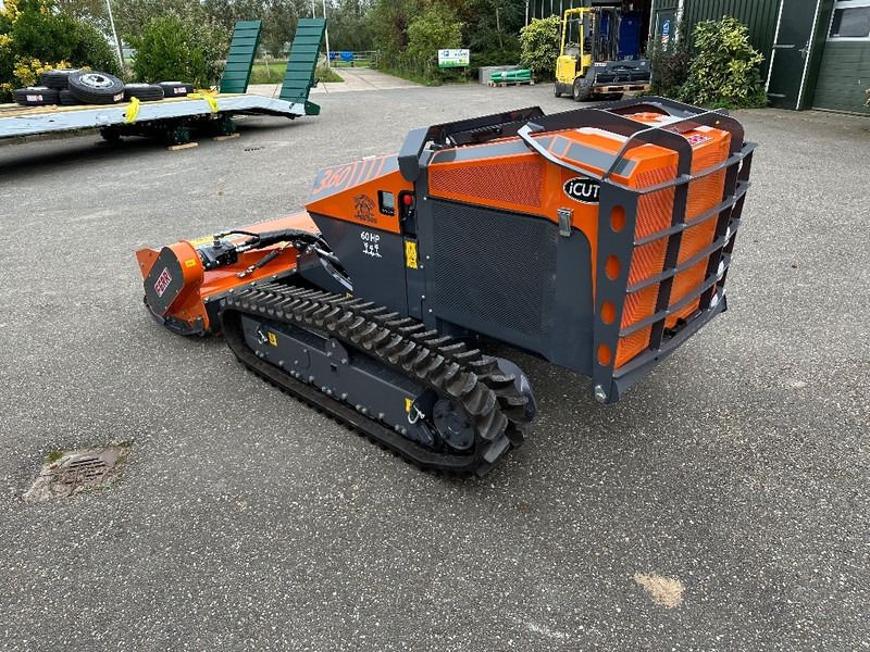 Ferri iCut 3.60 talud afstandbestuurbare klepelmaaier - Remolque agrícola: foto 5 Ferri iCut 3.60 talud afstandbestuurbare klepelmaaier - Remolque agrícola: foto 5