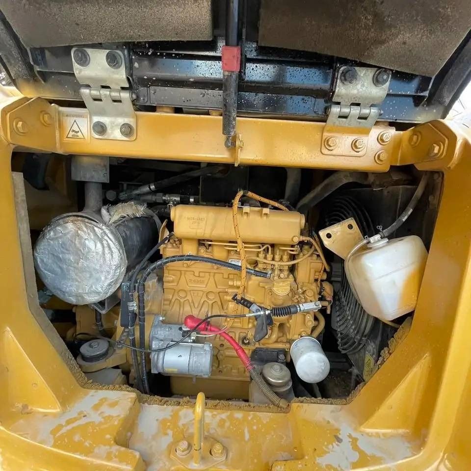 Miniexcavadora CAT 306E2: foto 9