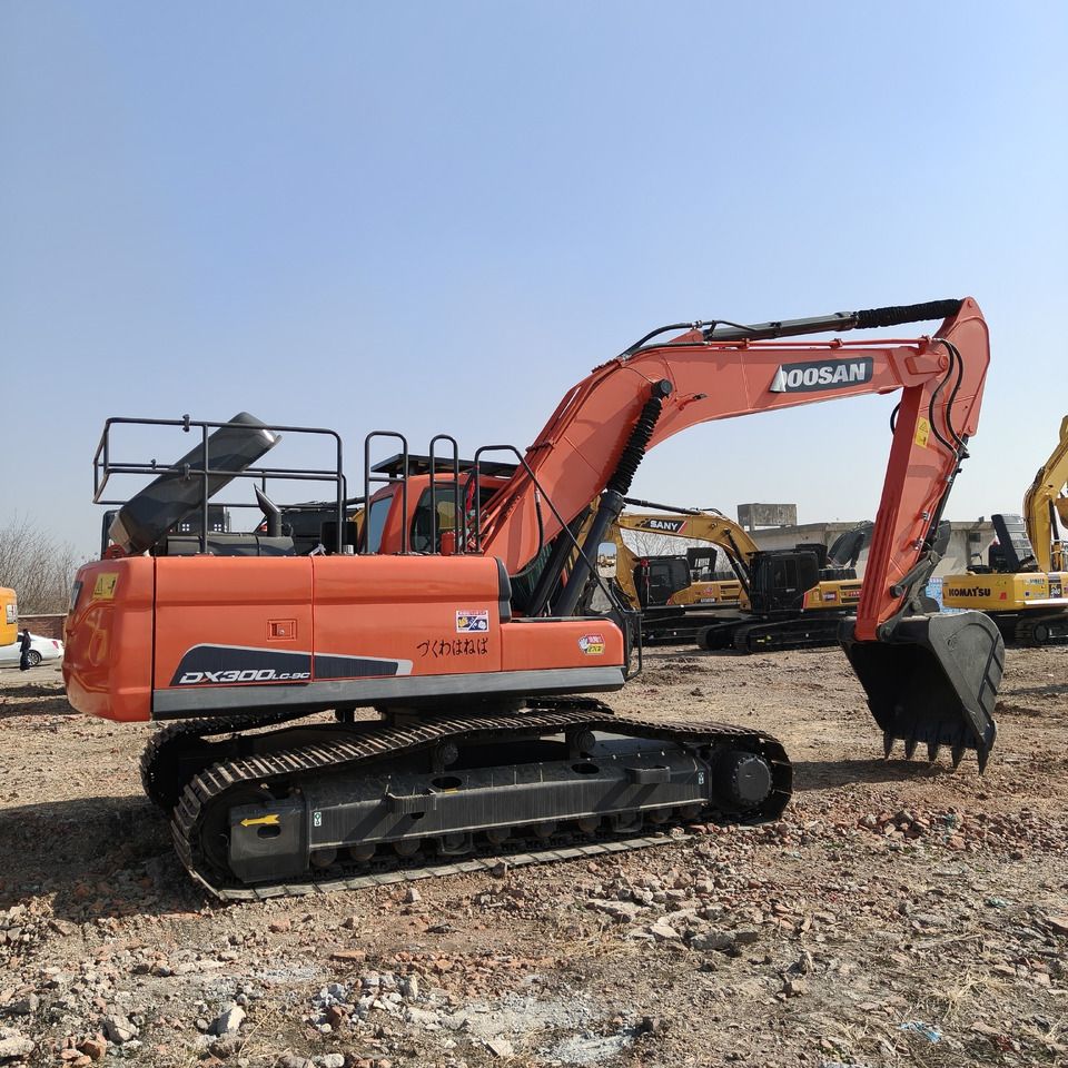 DOOSAN DX300LC-9C - Excavadora de cadenas: foto 3 DOOSAN DX300LC-9C - Excavadora de cadenas: foto 3