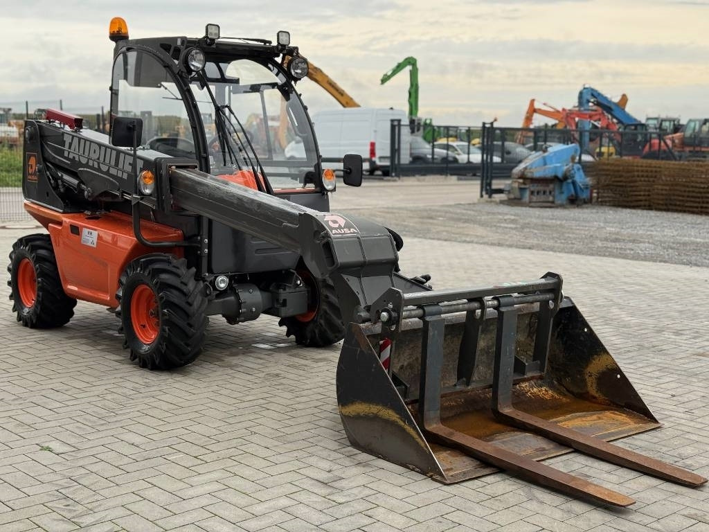 Manipulador telescópico Ausa T 144: foto 8 Manipulador telescópico Ausa T 144: foto 8