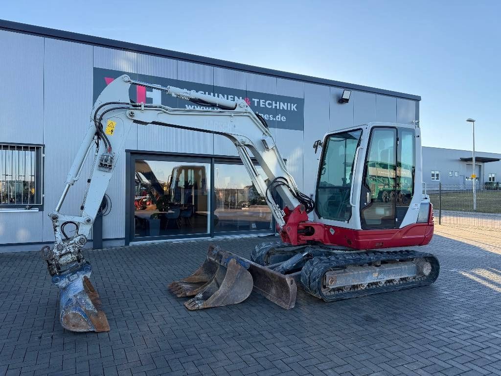 Takeuchi TB 250 - Miniexcavadora: foto 1 Takeuchi TB 250 - Miniexcavadora: foto 1