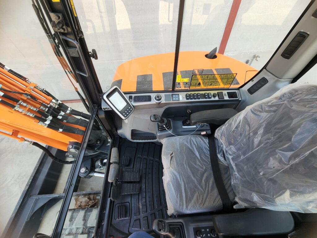 Miniexcavadora DOOSAN DX63R-3: foto 8