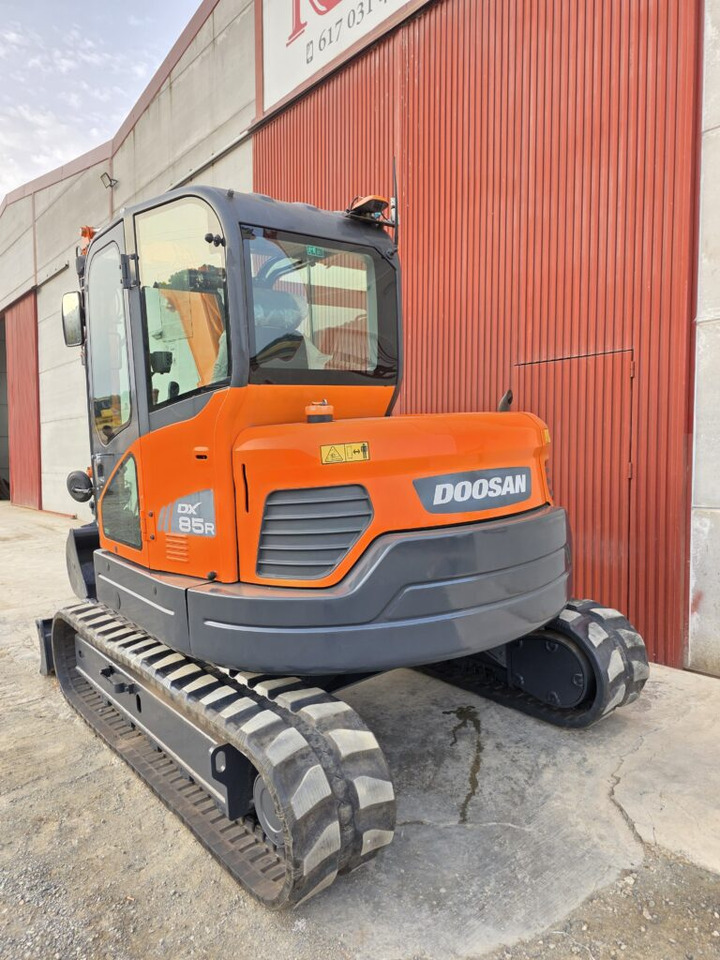 DOOSAN DX85R-3 - Miniexcavadora: foto 2 DOOSAN DX85R-3 - Miniexcavadora: foto 2