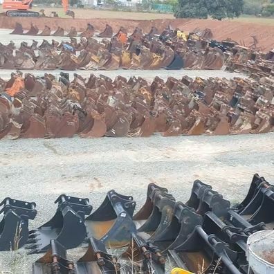 Venta implementos para maquinaria de o.p - Cazo para excavadora: foto 3 Venta implementos para maquinaria de o.p - Cazo para excavadora: foto 3