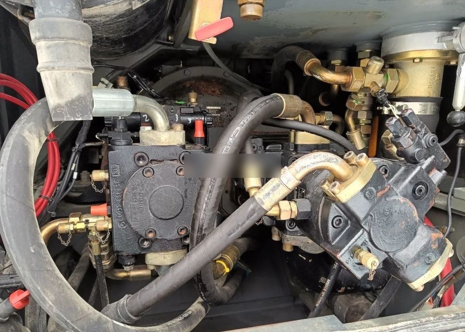 Cargadora de ruedas Liebherr L544 2 plus 2: foto 8 Cargadora de ruedas Liebherr L544 2 plus 2: foto 8