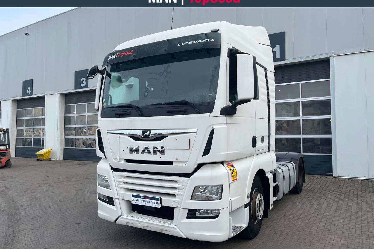 MAN 18.500 4X2 XLX cab Retarder 9207 - Cabeza tractora: foto 1 MAN 18.500 4X2 XLX cab Retarder 9207 - Cabeza tractora: foto 1