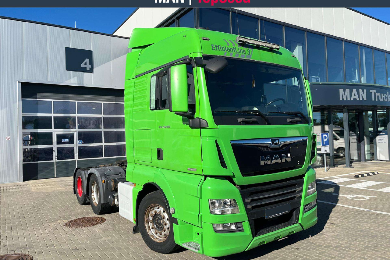 MAN TGX 28.500 6X2-2 Retarder (8530) - Cabeza tractora: foto 2 MAN TGX 28.500 6X2-2 Retarder (8530) - Cabeza tractora: foto 2