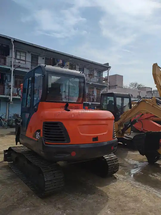Dx60 Used Crawler Excavator Used Excavator For Sale High Quality ExcavatorDOOSAN DH 55DH55 H-frame - Excavadora: foto 5 Dx60 Used Crawler Excavator Used Excavator For Sale High Quality ExcavatorDOOSAN DH 55DH55 H-frame - Excavadora: foto 5