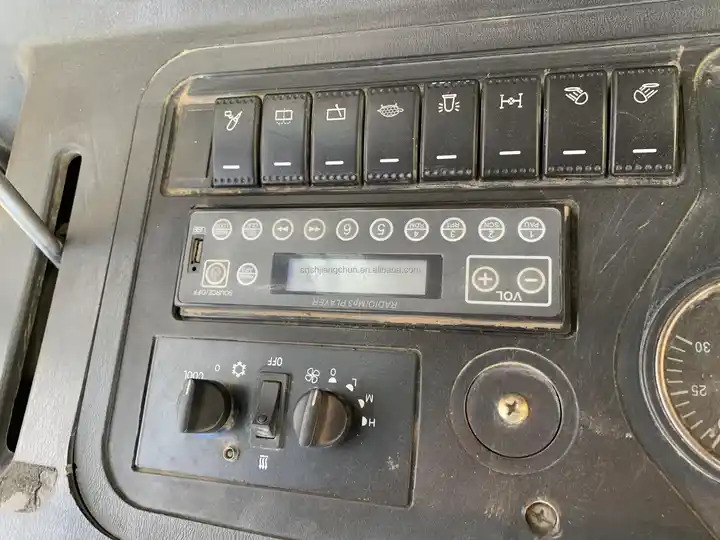 High Quality Original Uk JCB 3CX excavator used wheel loaders 7 ton backhoe loader with good working condition in stock for sale - Retroexcavadora: foto 5 High Quality Original Uk JCB 3CX excavator used wheel loaders 7 ton backhoe loader with good working condition in stock for sale - Retroexcavadora: foto 5