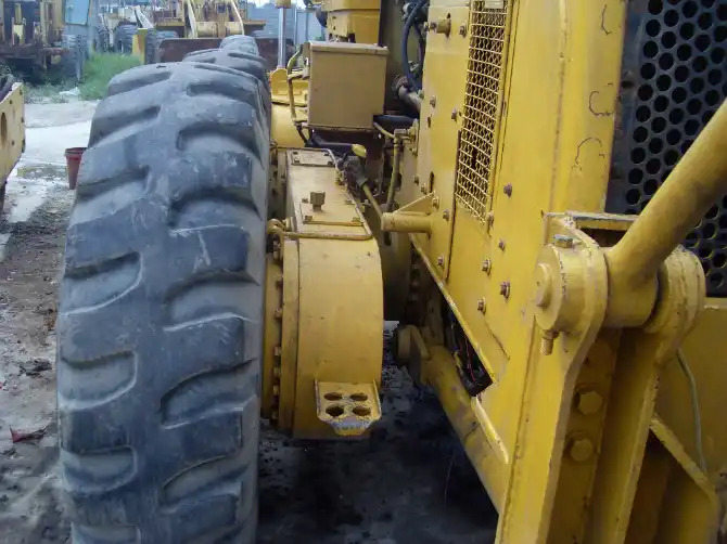 Grader Hot sale Used Tractor Cater CAT 140G Used Machine Motor Graders in good condition: foto 6