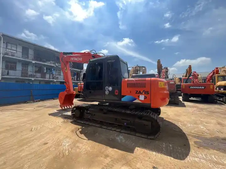 Hot sale Used excavator hitachi zx 120 Japan brand hitachi zaxis 120 excavator 12Ton excavator machine digger - Excavadora de cadenas: foto 3 Hot sale Used excavator hitachi zx 120 Japan brand hitachi zaxis 120 excavator 12Ton excavator machine digger - Excavadora de cadenas: foto 3