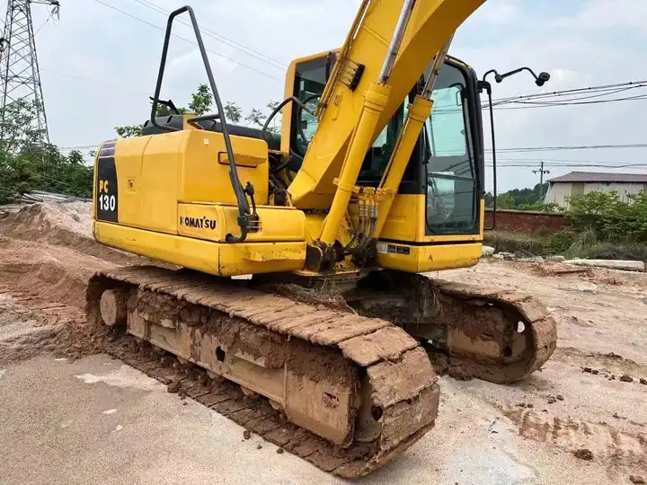 Excavadora de cadenas Hot sale used komatsu medium excavator PC130-7 /KOMATSU 130-7/ used japanese komatsu excavator 13 ton: foto 6
