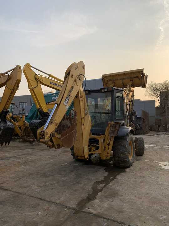 JCB 3cX backhoe loader manufactured in 2022 with telescopic boom JCB3CX JCB4CX JCB 3DX nice price - Retroexcavadora: foto 2 JCB 3cX backhoe loader manufactured in 2022 with telescopic boom JCB3CX JCB4CX JCB 3DX nice price - Retroexcavadora: foto 2