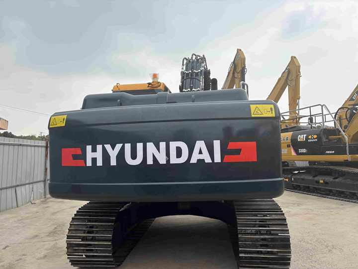 Original Used Korea 22ton Hyundai 220lc-9s 225lc-9t Excavator for Sale in Good Condition and Low Working Time - Excavadora: foto 3 Original Used Korea 22ton Hyundai 220lc-9s 225lc-9t Excavator for Sale in Good Condition and Low Working Time - Excavadora: foto 3