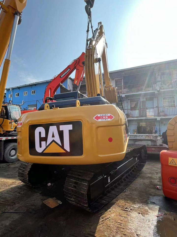 Perfect condition Construction machine 12ton cat used excavator digger machine CAT312D2 - Excavadora de cadenas: foto 2 Perfect condition Construction machine 12ton cat used excavator digger machine CAT312D2 - Excavadora de cadenas: foto 2