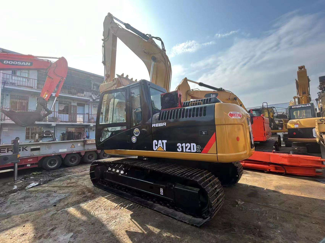 Perfect condition Construction machine 12ton cat used excavator digger machine CAT312D2 - Excavadora de cadenas: foto 4 Perfect condition Construction machine 12ton cat used excavator digger machine CAT312D2 - Excavadora de cadenas: foto 4