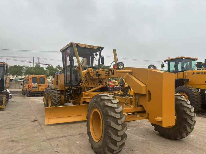 Second Hand SEM921 Motor Grader / Second Hand Motor Grader Sem 921 922 919 SEM Motor Grader for Sale - Grader: foto 4 Second Hand SEM921 Motor Grader / Second Hand Motor Grader Sem 921 922 919 SEM Motor Grader for Sale - Grader: foto 4