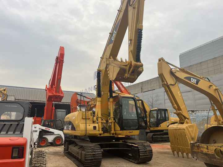 Secondhand Japanese Hydraulic Excavator Cat 320cl 320c Powerful Caterpillar 3066 Engine In Shanghai - Excavadora de cadenas: foto 3 Secondhand Japanese Hydraulic Excavator Cat 320cl 320c Powerful Caterpillar 3066 Engine In Shanghai - Excavadora de cadenas: foto 3