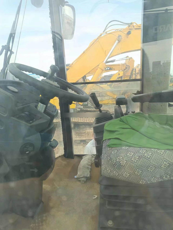 Used CAT CS76XT for sale Second hand caterpillar  roller in good condition high brand quality, affordable and in stock - Compactador: foto 4 Used CAT CS76XT for sale Second hand caterpillar  roller in good condition high brand quality, affordable and in stock - Compactador: foto 4