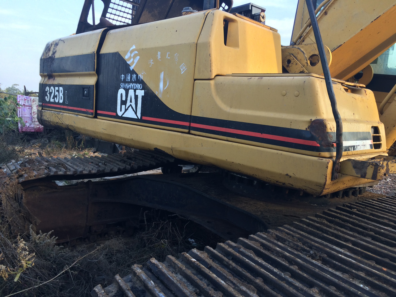 Excavadora de cadenas Used Caterpillar excavator CAT 325BL in good condition for sale: foto 6