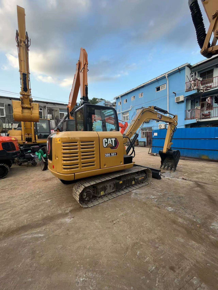 Used construction machine 305.5E2 CAT excavator mini 5 tons excavator in good condition on sale - Excavadora de cadenas: foto 3 Used construction machine 305.5E2 CAT excavator mini 5 tons excavator in good condition on sale - Excavadora de cadenas: foto 3