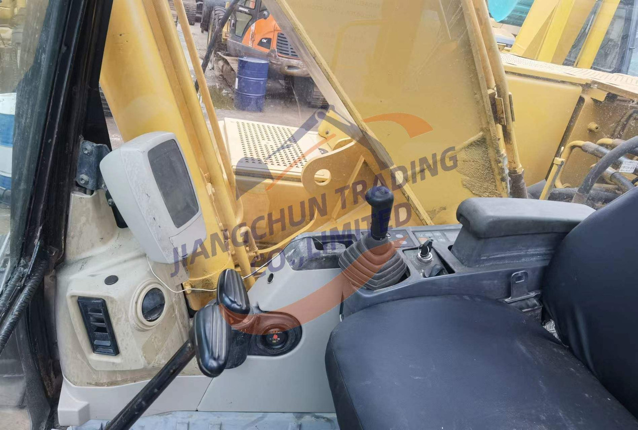 Construction machinery Cat USED EXCAVATOR USED 320C 320CL 320B 320D 320BL 320DL Hydraulic Crawel excavator hot sale - Excavadora de cadenas: foto 5 Construction machinery Cat USED EXCAVATOR USED 320C 320CL 320B 320D 320BL 320DL Hydraulic Crawel excavator hot sale - Excavadora de cadenas: foto 5