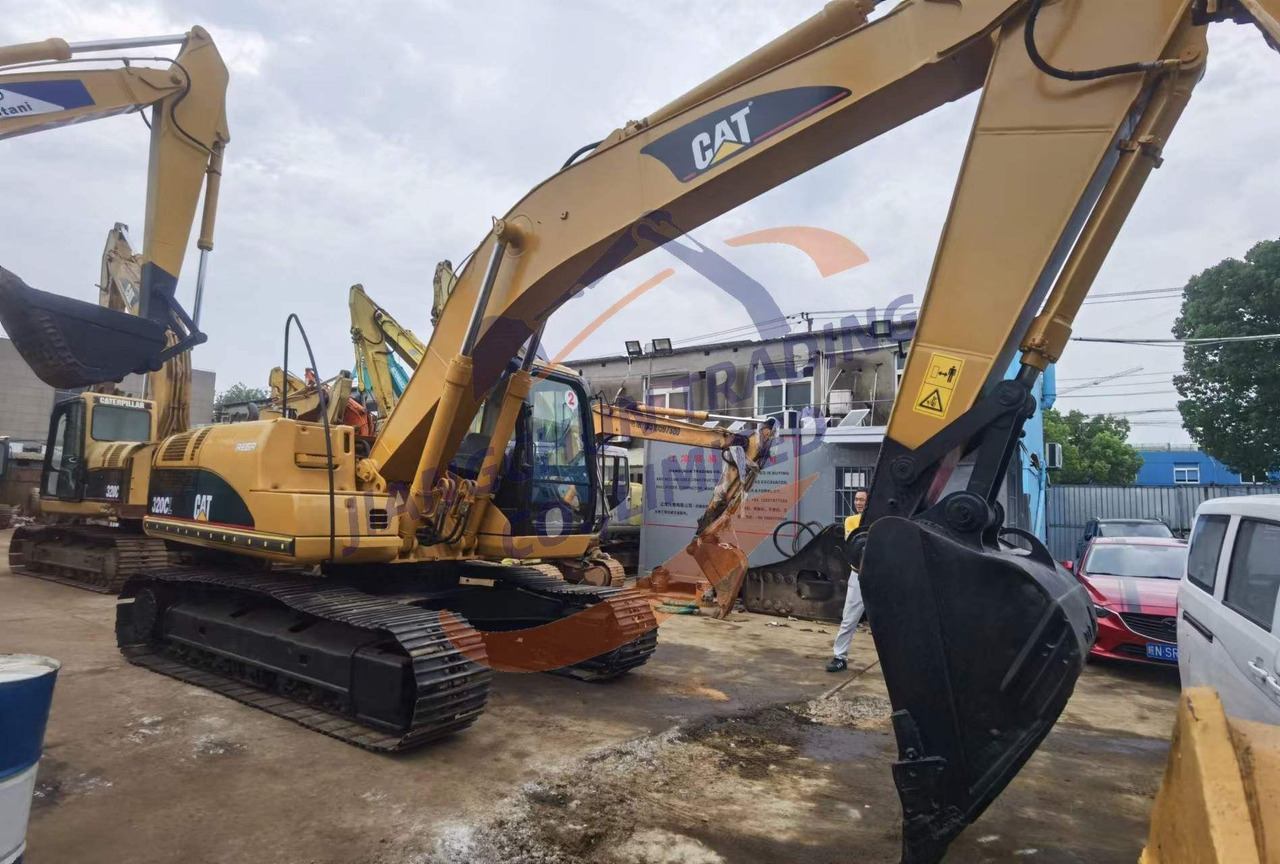 Construction machinery Cat USED EXCAVATOR USED 320C 320CL 320B 320D 320BL 320DL Hydraulic Crawel excavator hot sale - Excavadora de cadenas: foto 4 Construction machinery Cat USED EXCAVATOR USED 320C 320CL 320B 320D 320BL 320DL Hydraulic Crawel excavator hot sale - Excavadora de cadenas: foto 4