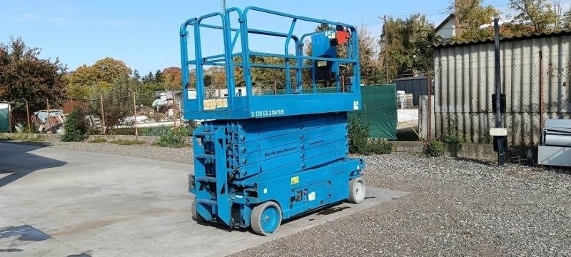Genie GS4047 - 13,7m - electric  - Plataforma de tijeras: foto 2 Genie GS4047 - 13,7m - electric  - Plataforma de tijeras: foto 2