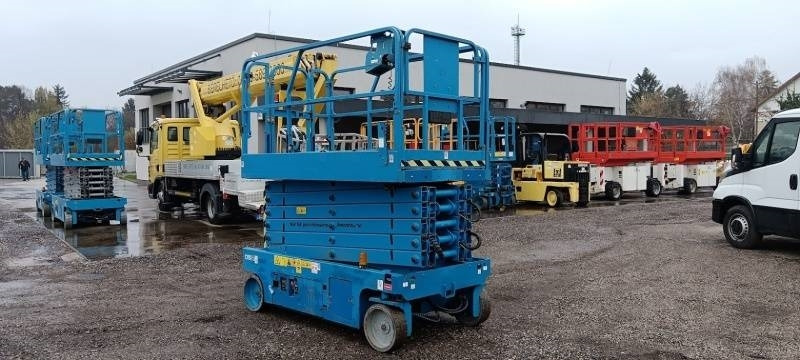 Genie GS4047 - 13,7m - electric - Plataforma de tijeras: foto 1 Genie GS4047 - 13,7m - electric - Plataforma de tijeras: foto 1