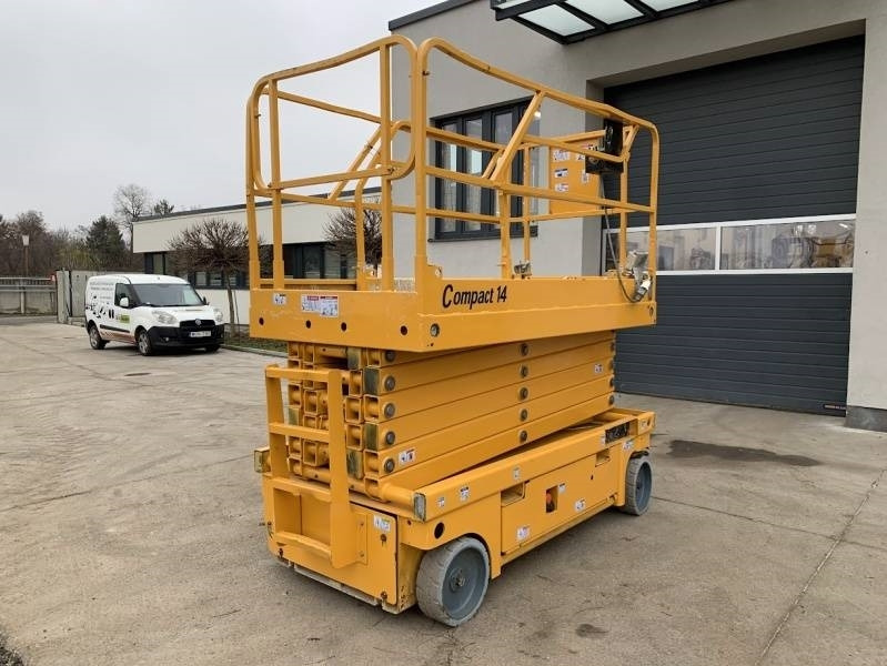 Haulotte Compact 14 - 14 m, electric - Plataforma de tijeras: foto 2 Haulotte Compact 14 - 14 m, electric - Plataforma de tijeras: foto 2