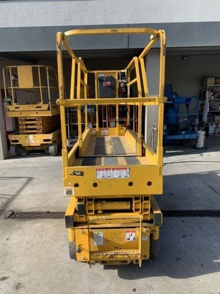 Haulotte Compact 8 - 8m, electric  - Plataforma de tijeras: foto 3 Haulotte Compact 8 - 8m, electric  - Plataforma de tijeras: foto 3