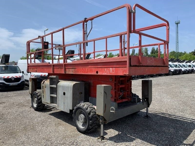 Haulotte H15SXL - 15m, 4x4, diesel - Plataforma de tijeras: foto 1 Haulotte H15SXL - 15m, 4x4, diesel - Plataforma de tijeras: foto 1