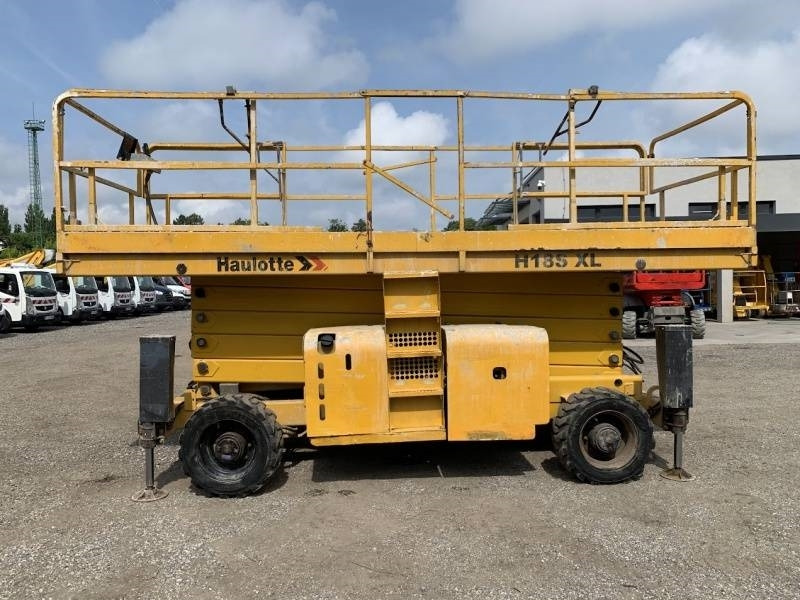 Haulotte H18SXL - 18m - 4x4 - 500 kg - Plataforma de tijeras: foto 5 Haulotte H18SXL - 18m - 4x4 - 500 kg - Plataforma de tijeras: foto 5