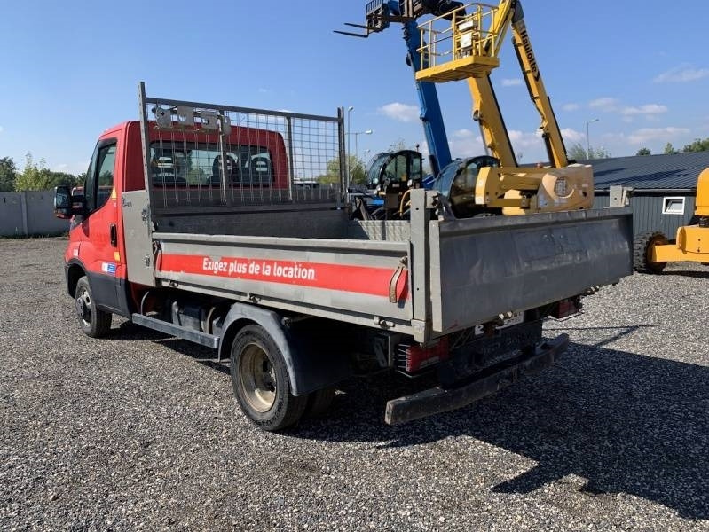 Volquete camión Iveco 35C13 - Tipper: foto 8
