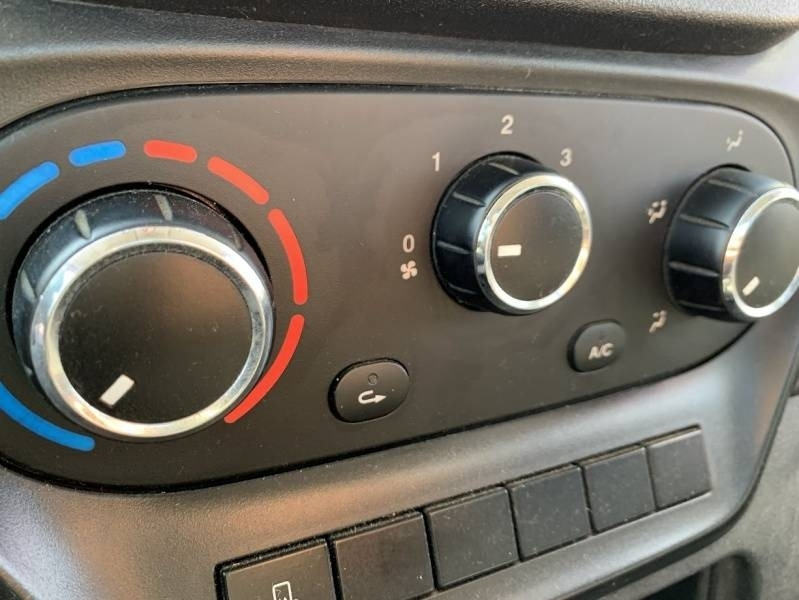 Volquete camión Iveco 35C13 - Tipper: foto 13