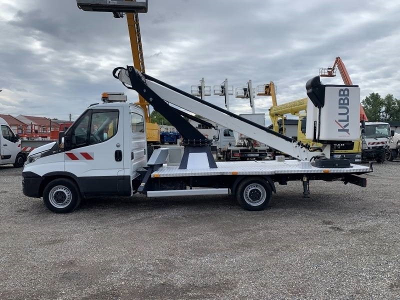 Iveco Daily Klubb KT48 - 16m, 200kg - Camión con plataforma elevadora: foto 5 Iveco Daily Klubb KT48 - 16m, 200kg - Camión con plataforma elevadora: foto 5