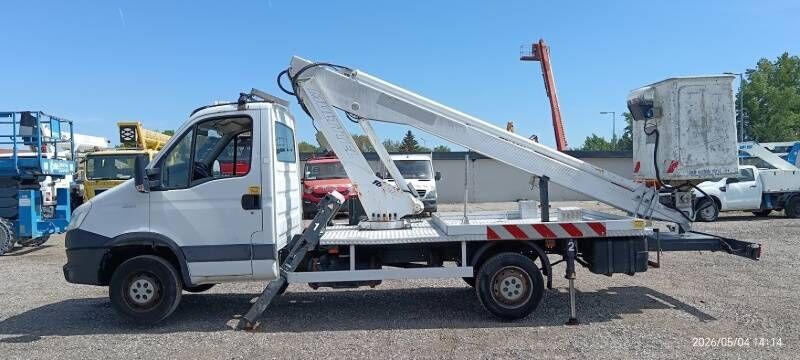 Iveco Daily Multitel 160 ALU DS - 16m - Camión con plataforma elevadora: foto 5 Iveco Daily Multitel 160 ALU DS - 16m - Camión con plataforma elevadora: foto 5