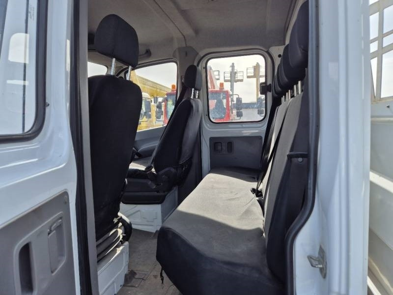 Volquete camión Mercedes-Benz Tipper: foto 10