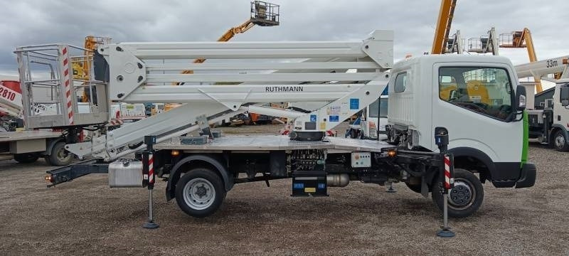 Nissan Cabstar Ruthmann-Ecoline RS240 - 23,6m - 250 kg - Camión con plataforma elevadora: foto 4 Nissan Cabstar Ruthmann-Ecoline RS240 - 23,6m - 250 kg - Camión con plataforma elevadora: foto 4
