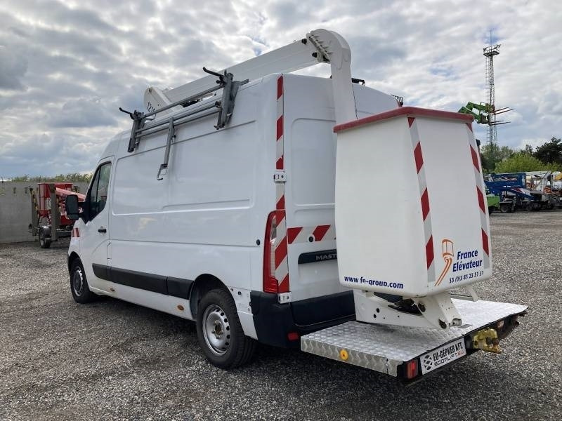 Renault Master France Elevateur 121FT - 12,5 m - 120kg - Camión con plataforma elevadora: foto 5 Renault Master France Elevateur 121FT - 12,5 m - 120kg - Camión con plataforma elevadora: foto 5