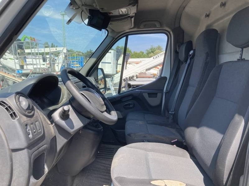 Camión con plataforma elevadora Renault Master France Elevateur 121FT - 12,5 m - 120kg: foto 9