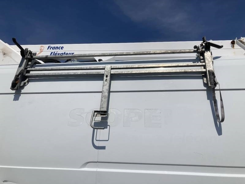 Camión con plataforma elevadora Renault Master France Elevateur 121FT - 12,5 m - 120kg: foto 16